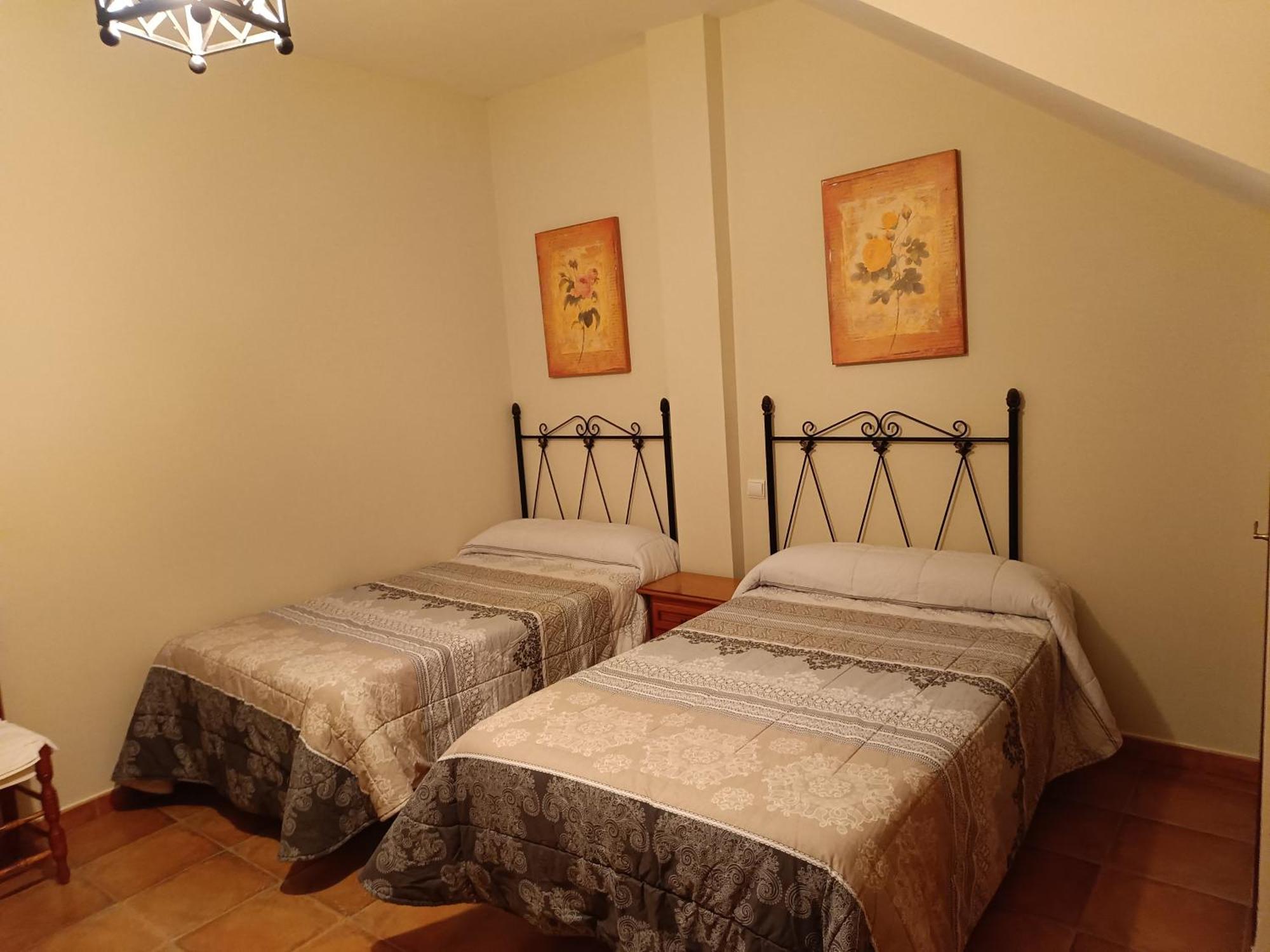 Casa Rural El Botanico Casatejada Екстер'єр фото